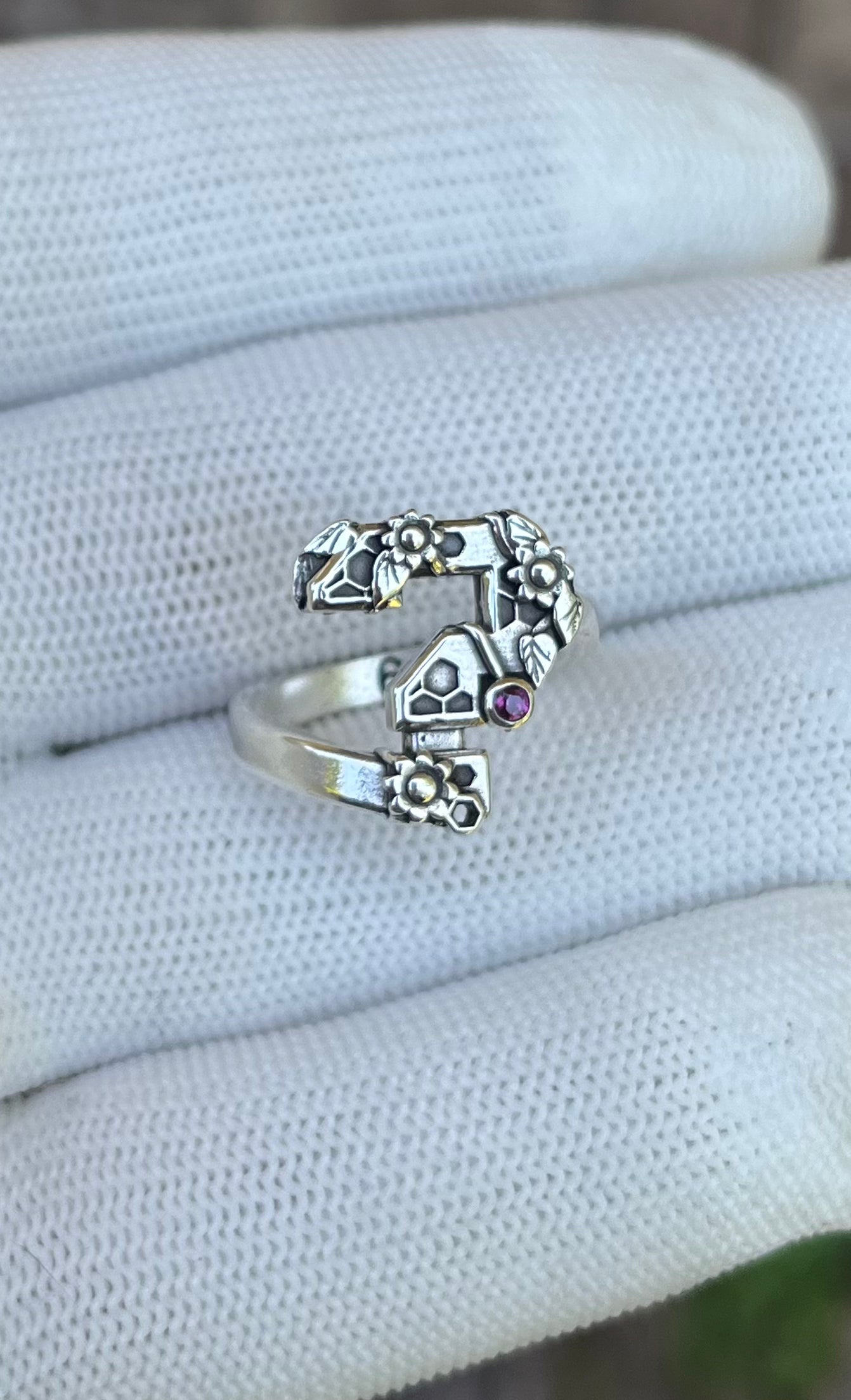 Tipper Flower Ring